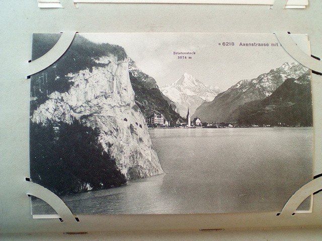 /Switzerland/CH_Place_1900-1949_Axenstrasse mit Fluelen und Bristenstock 3074 m.jpg